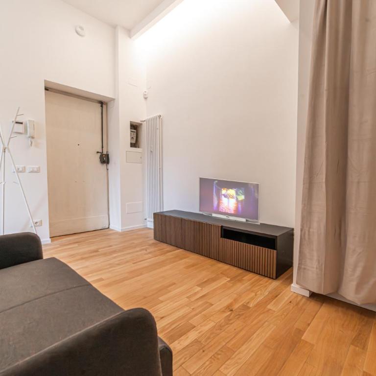 Base dell'Avventura - Metro Manzoni, Metro Lodi & Wi-Fi - Appartamento Superior con 2 Camere da Letto - 8