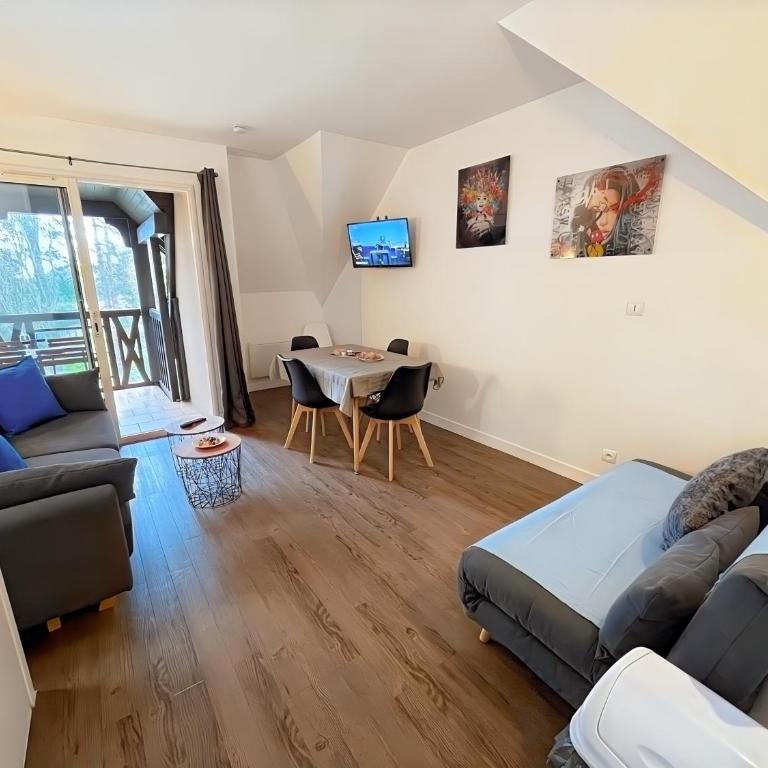 Vue sur le Golf de Deauville - Parking et Piscine - Appartement 1 Chambre avec Balcon - 16