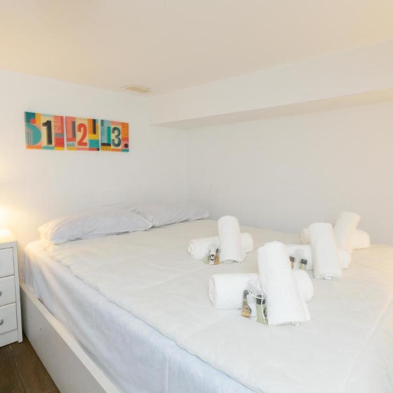 Loft con balcón en el centro histórico de Málaga - Apartamento - 2 niveles - 25