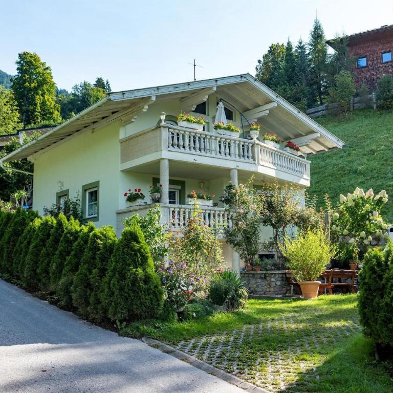 Haus Steinlechner Elke - Ferienhaus mit 3 Schlafzimmern - 4