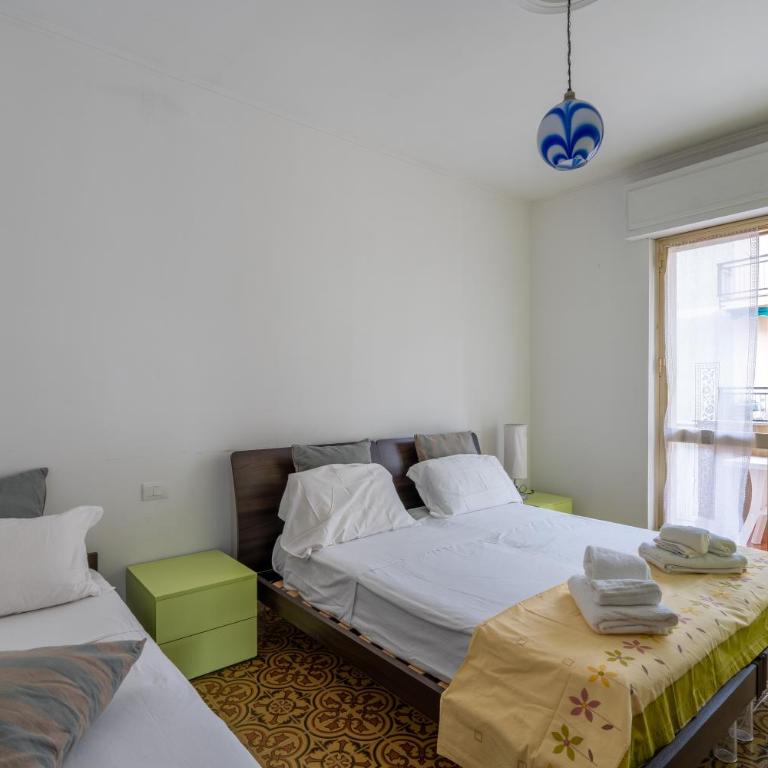 Andora,7 guests, Terrace, Walk to beach - Appartamento con 2 Camere da Letto - 5