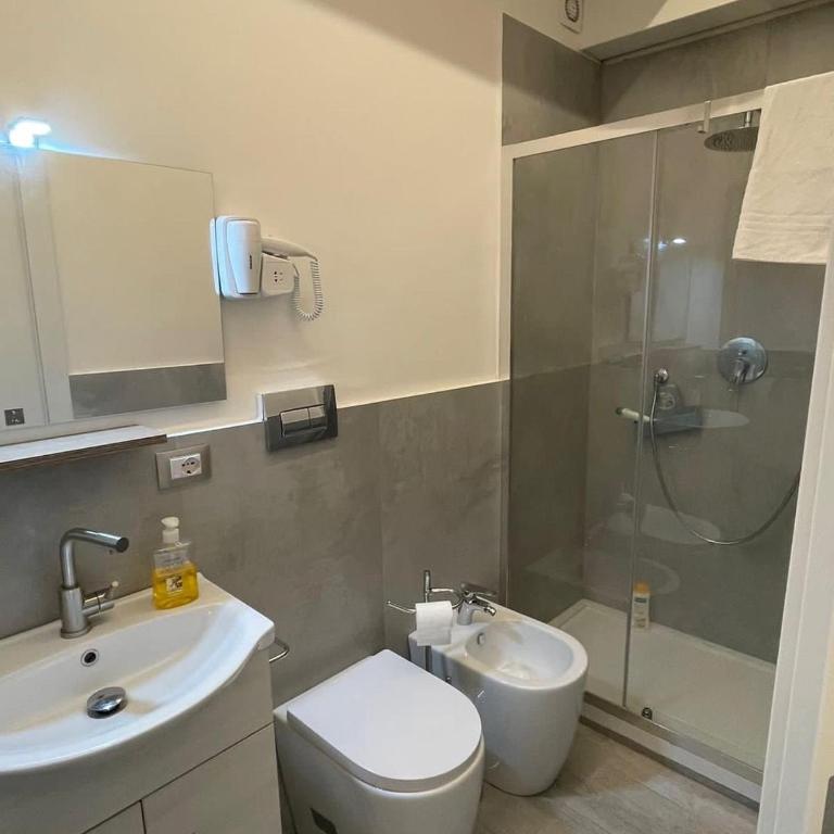 Le Tre Anfore - Standard Triple Room - 12