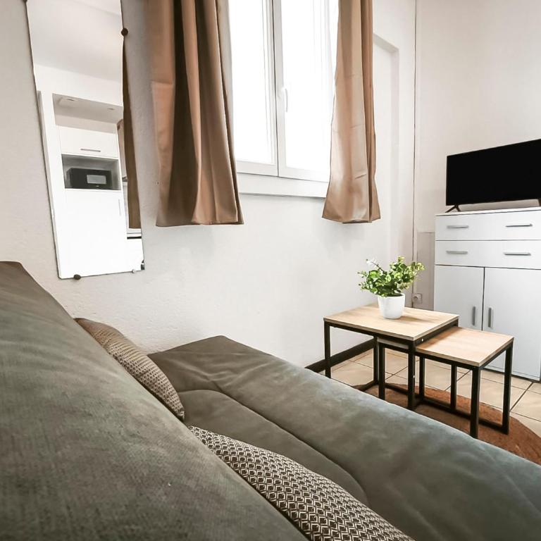 Charmant T2 rénové, Plage, Clim & Parking - Apartamento de 1 dormitorio - 7
