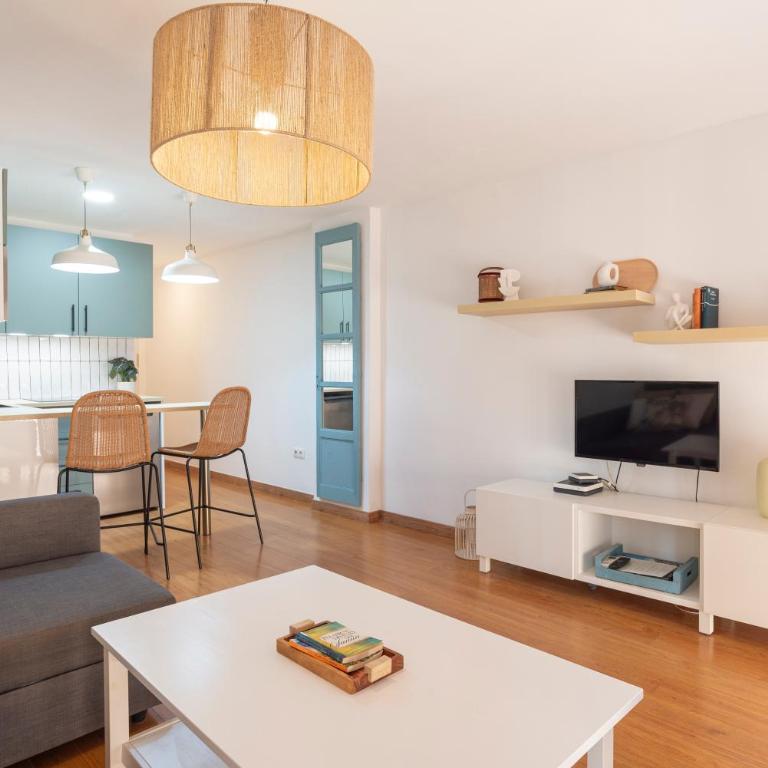 TGH/ Málaga centro con parking - Apartamento de 2 dormitorios - 24