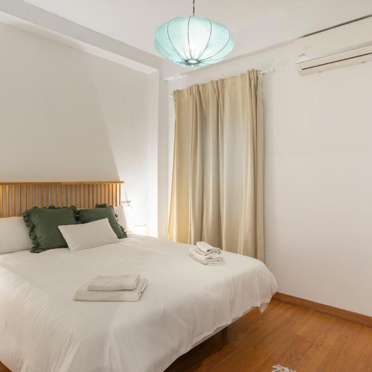 TGH/ Málaga centro con parking - Apartamento de 2 dormitorios - 15