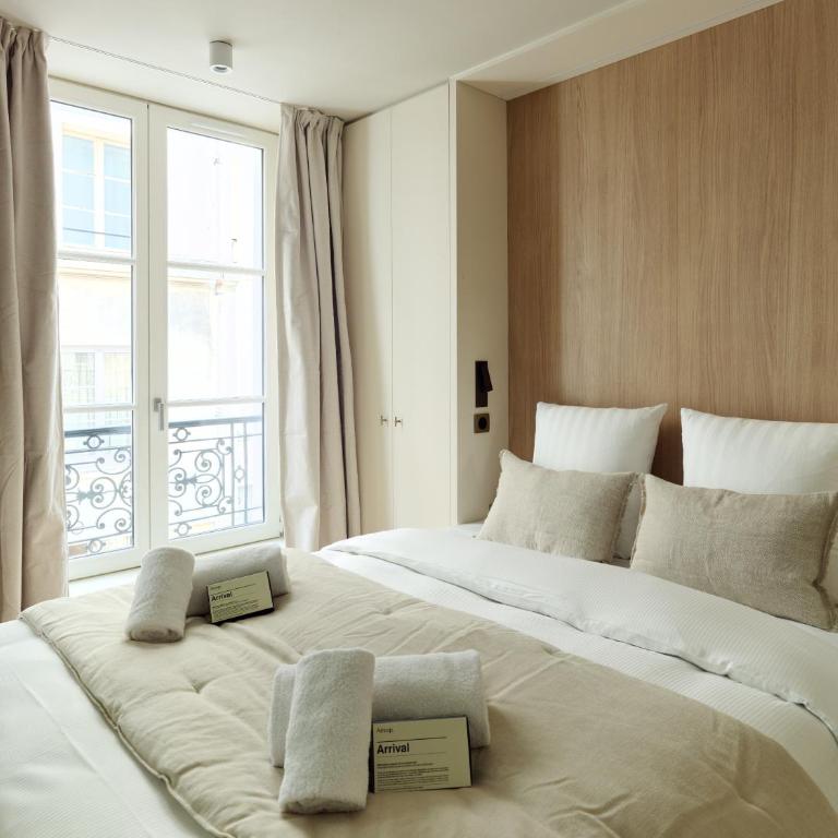 Maison Marais - One-Bedroom Deluxe Apartment - 8