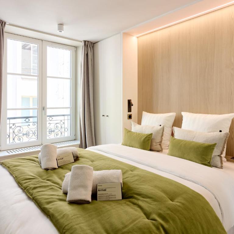 Maison Marais - One-Bedroom Deluxe Apartment - 8