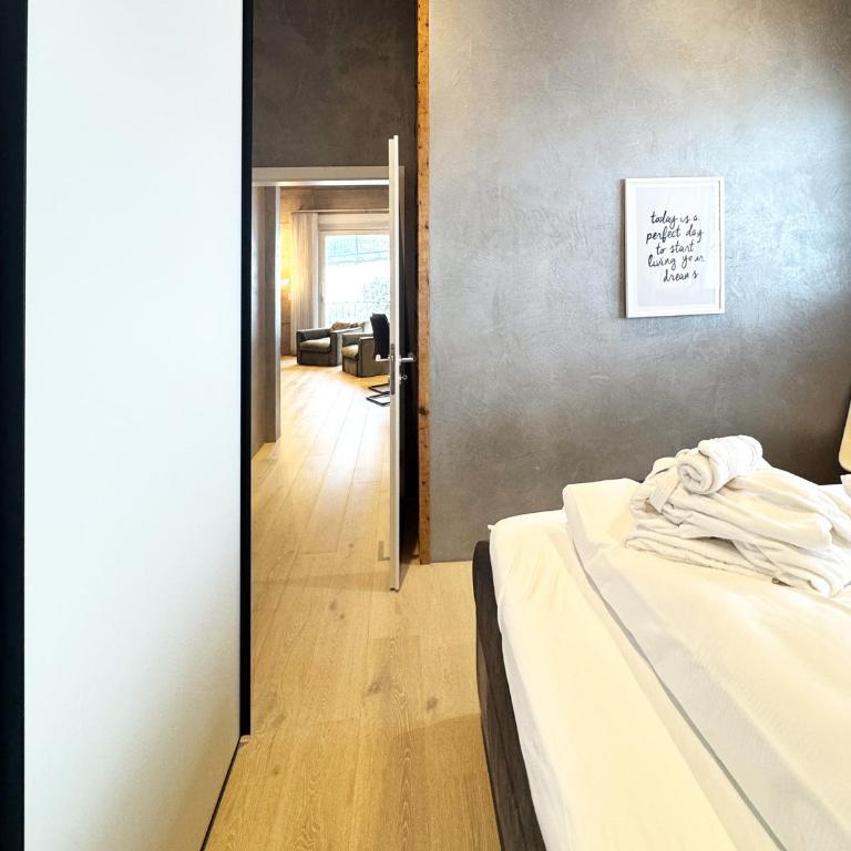WOO® Loft Resort - Apartment mit 1 Schlafzimmer und Poolblick - 3