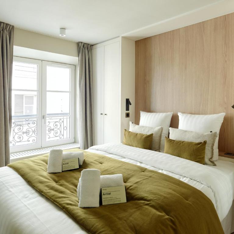 Maison Marais - One-Bedroom Deluxe Apartment - 11