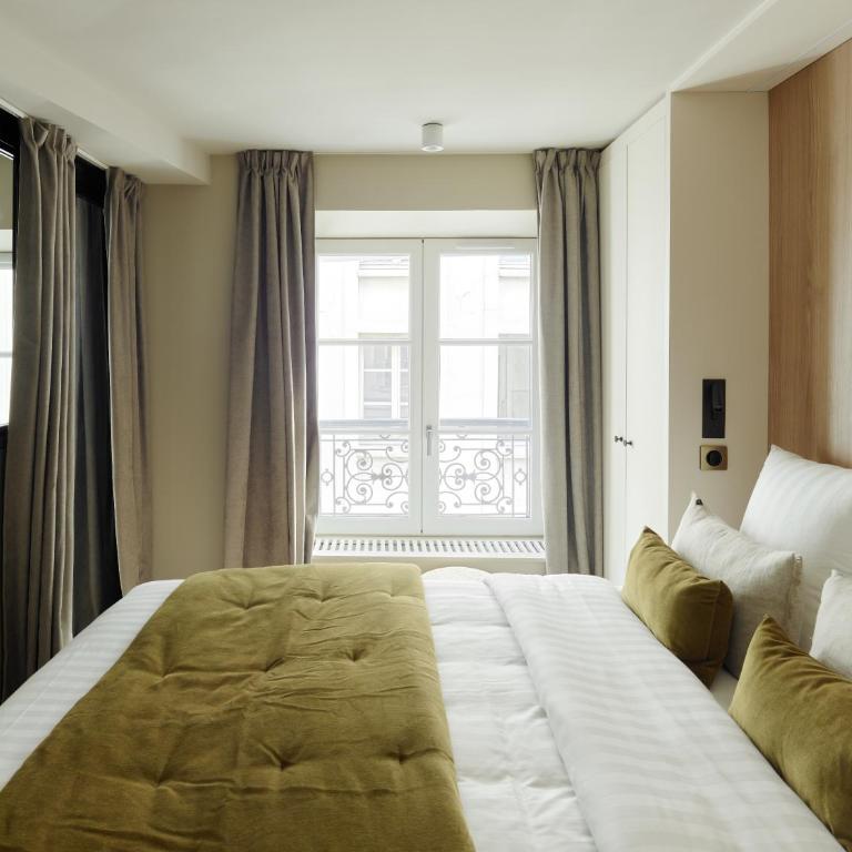 Maison Marais - One-Bedroom Deluxe Apartment - 15