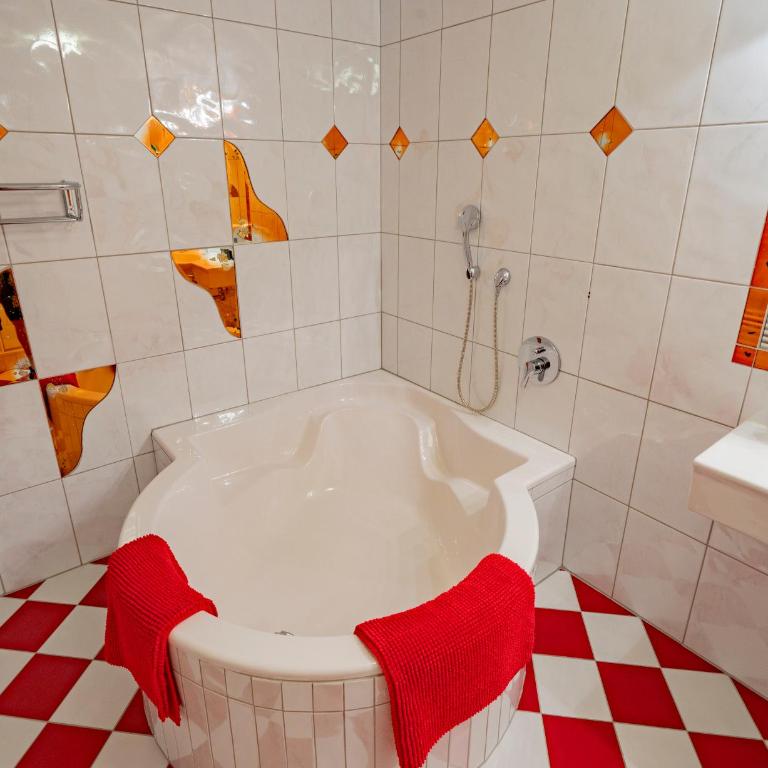 Alpenbad Hotel Hohenhaus - Deluxe Doppelzimmer - 3