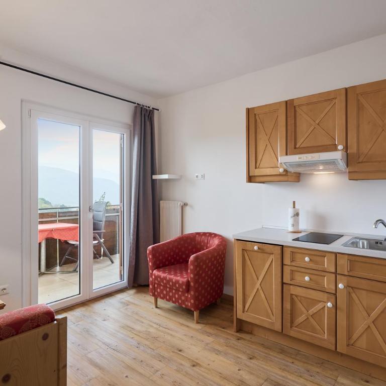 Residence La Terrazza, Apartments in Kaltern, Panorama-Terrasse, nahe historischem Zentrum - Appartamento con Balcone e Vista Paese - 8
