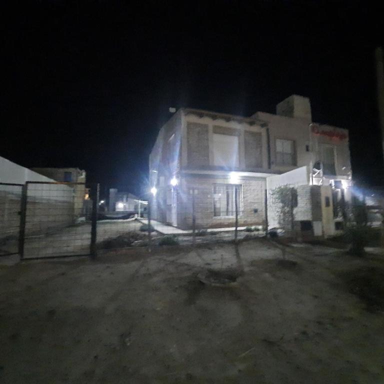 Dina Huapi - Two-Bedroom House - 3