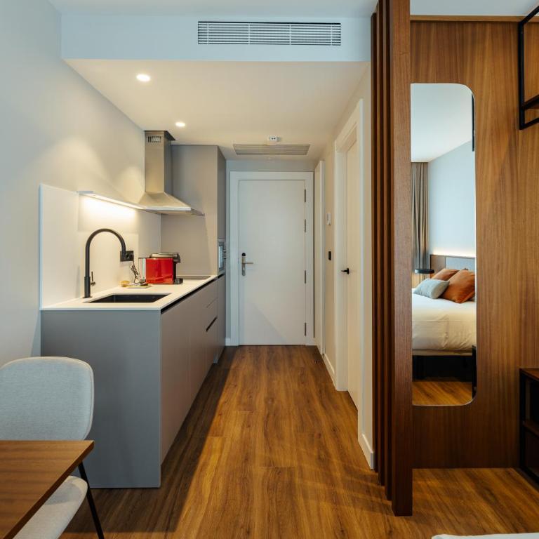 Apartamentos 2H LIVING - Estudio Estándar - 38