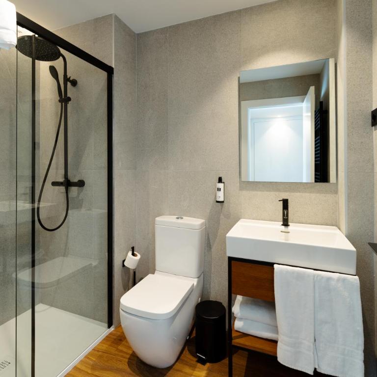 Apartamentos 2H LIVING - Estudio Estándar - 28
