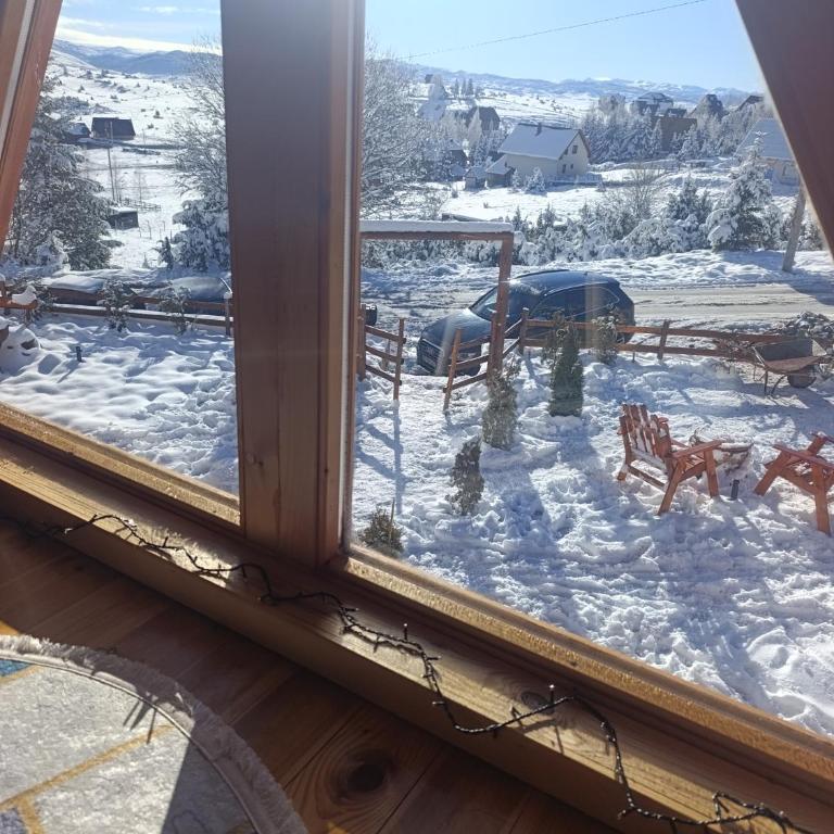 Chalets Montenegrina - One-Bedroom House - 9