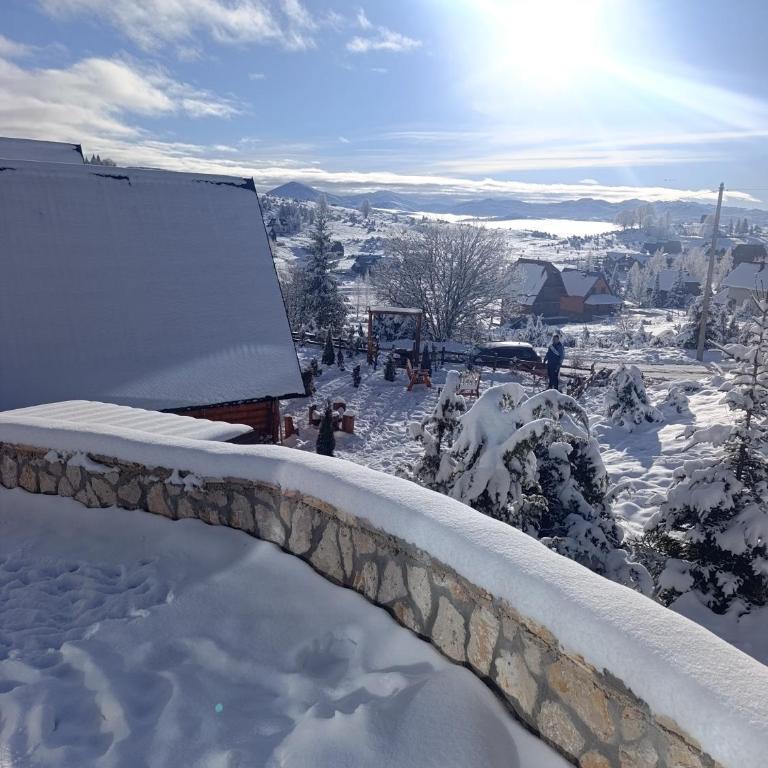 Chalets Montenegrina - One-Bedroom House - 7