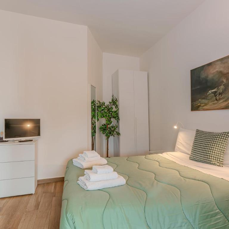 Loft Corso Trieste Free parking & Kitchen - One-Bedroom House - 5