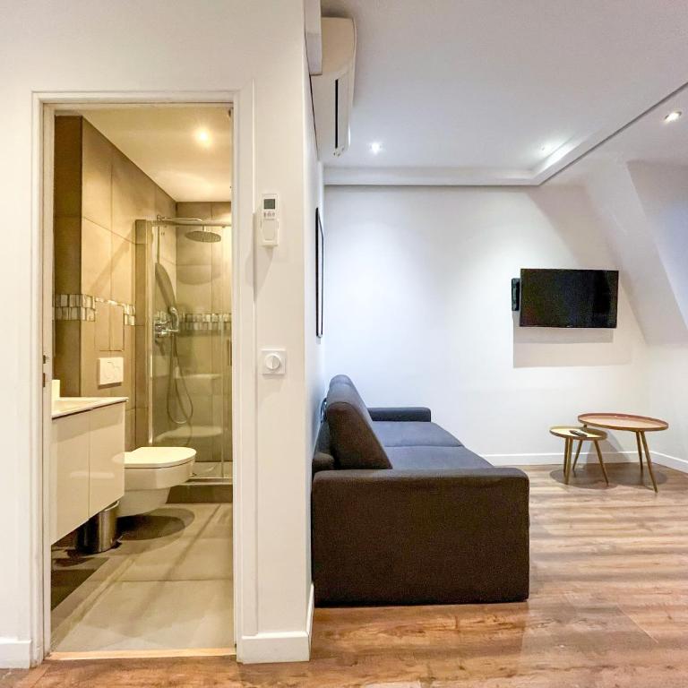 UrbanFlat 211 - Large Studio for 4 in the center of Paris - Studio - 3