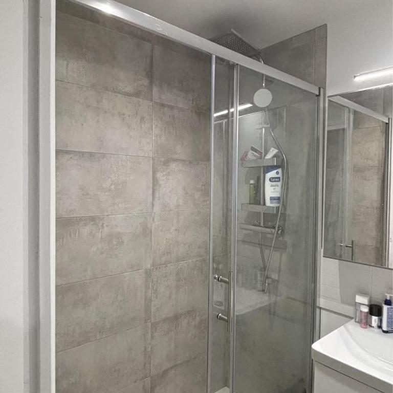 Design & Quiet Apartment with Garden View, Paris Xeme - Appartement 1 Chambre - 3