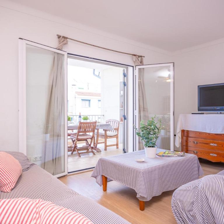 Tugores Simó 2º A - Two-Bedroom Apartment - 7