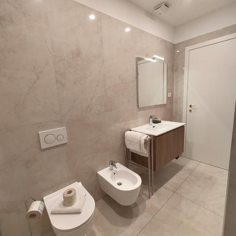 B&B La Marmora 39 - Suite King con Balcone - 13