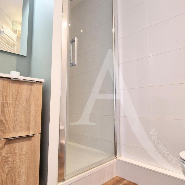 T2 EN 1ERE LIGNE MER AVEC PARKING - Appartement - Vue sur Mer - 11
