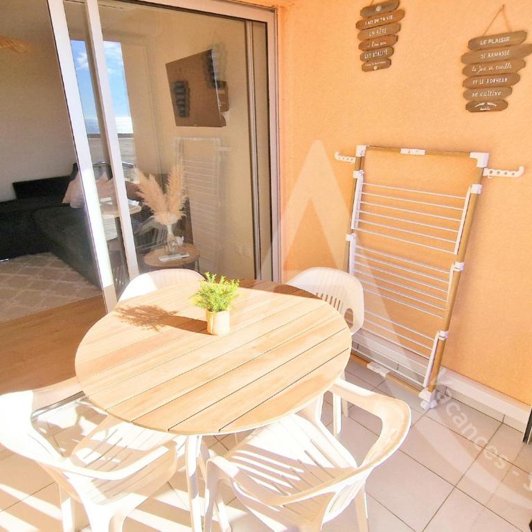 T2 EN 1ERE LIGNE MER AVEC PARKING - Appartement - Vue sur Mer - 4