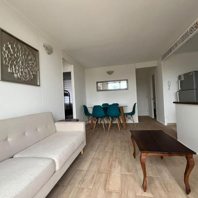 Departamentos a pasos de la playa sector 4 esquina - Three-Bedroom Apartment - 1