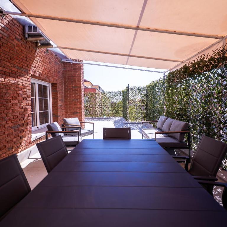 Bright 2BD2BA Apt w Private Terrace - Spacious - Apartment - 23