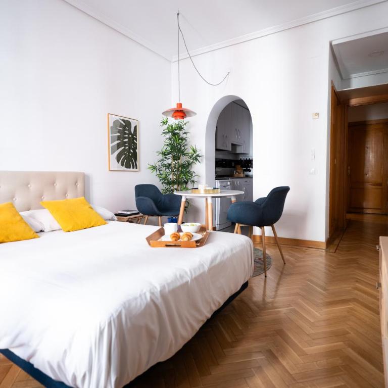 Charming Vintage Studio in trendy Chueca - Apartment - 3
