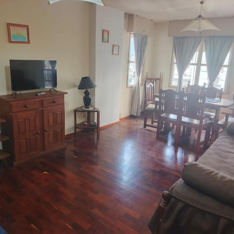 Departamento 2 dorm frente patio olmos - Apartamento de 1 dormitorio - 9