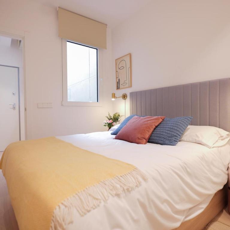 Delightful 2BR Flat in Chic Chueca - Apartment - 5