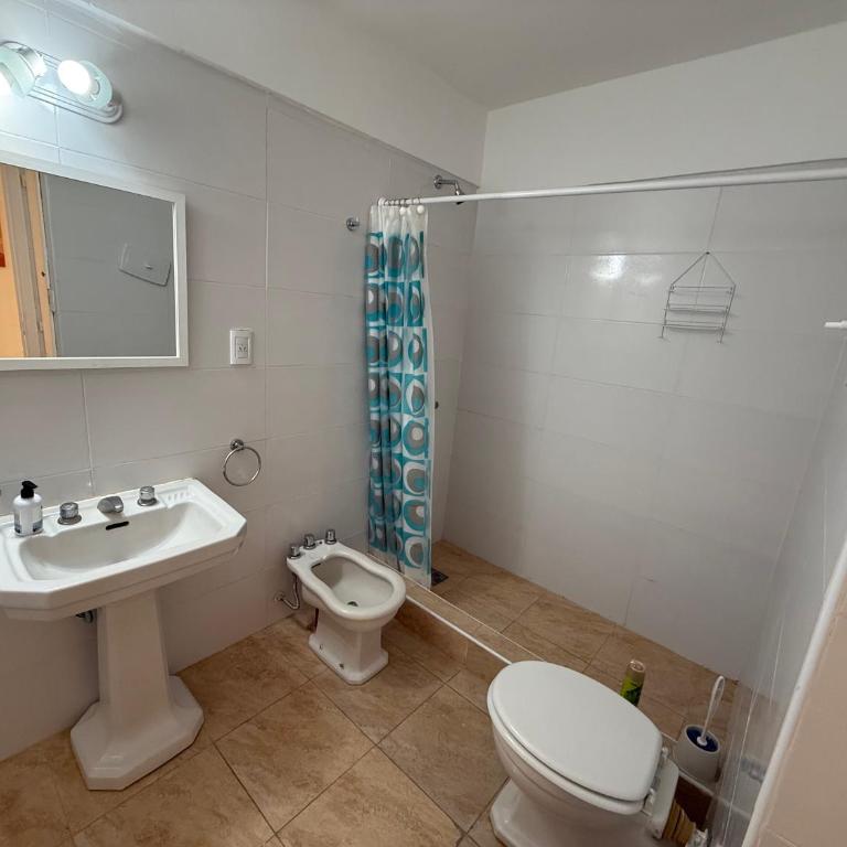 Departamento 4 ambientes en Playa Grande con cochera - Apartamento de 3 dormitorios - 5