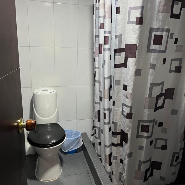 Casa amplia cerca del cc Titan Plaza - Casa de 3 dormitorios - 12