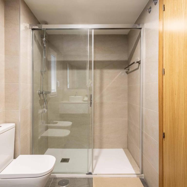Spacious Urban Elegance in Plaza Castilla - Apartment - 33