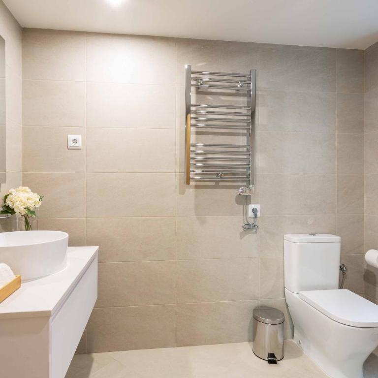 Spacious Urban Elegance in Plaza Castilla - Apartment - 5