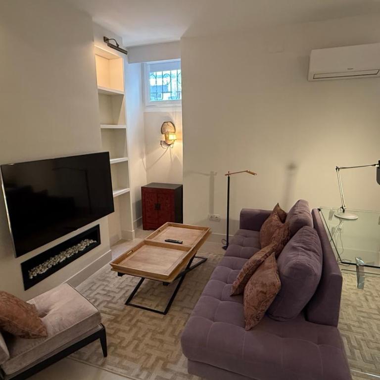 Stylish Haven in Chic Salamanca - Apartamento - 1