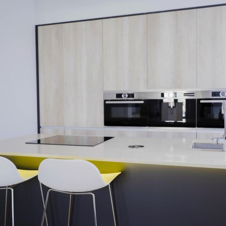 Wonderful 2BR2BA flat overlooking Pedro Zerolo S - Apartment - 23
