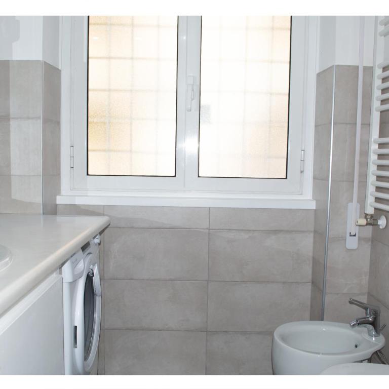 La Sirena - One-Bedroom Apartment - 13