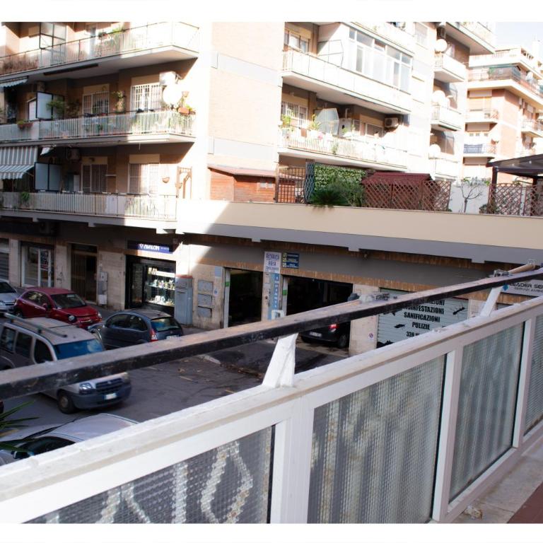 La Sirena - One-Bedroom Apartment - 11
