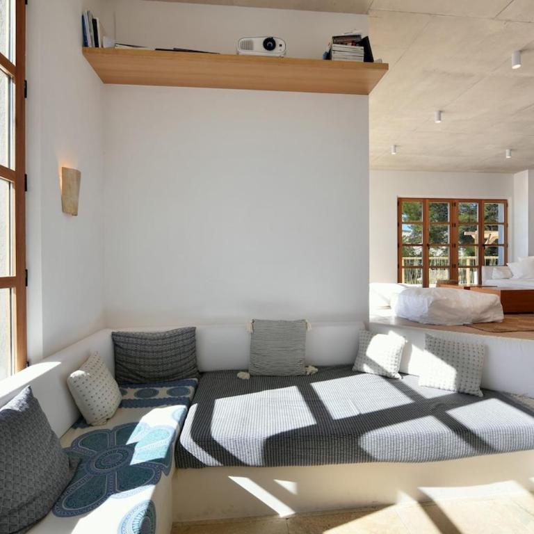 Beautiful villa and pool with sea view - Villa - 7