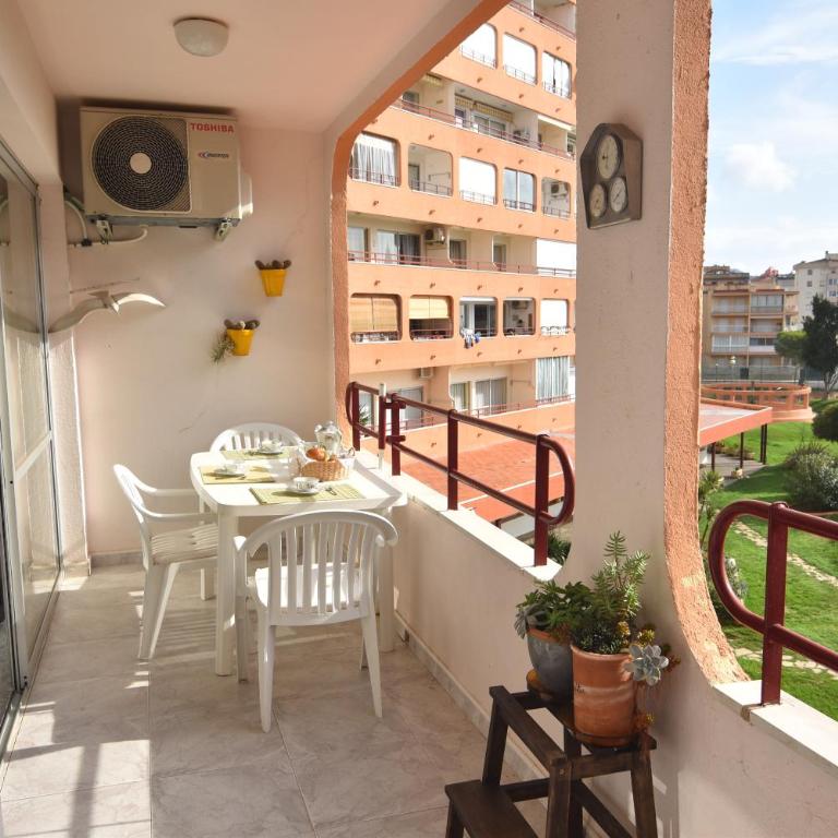 RNET - 600 Tramuntana 01-23 - One-Bedroom Apartment - 2