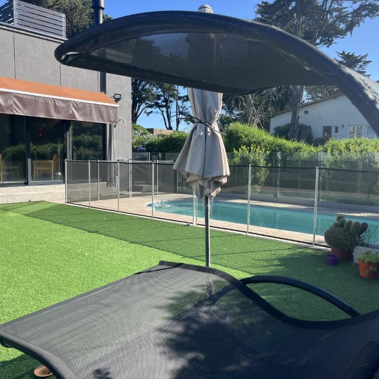 Casa Celia - Casa para 5 pax con pileta en San Benito, Chapadmalal - Hola Sur - Casa de 2 dormitorios - 1