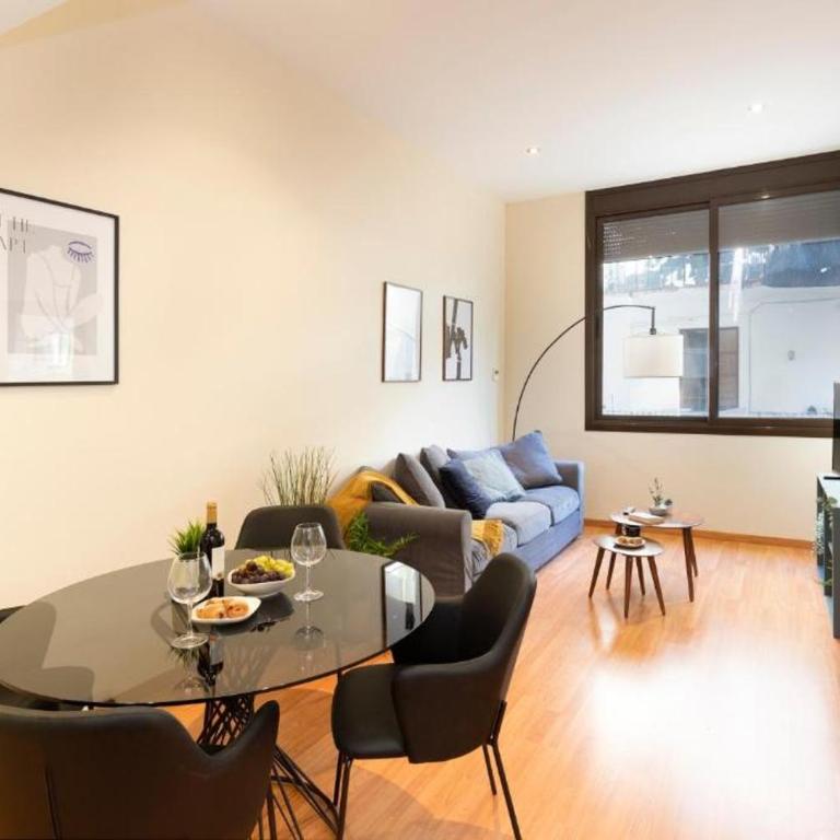 Modern Vista Apartments Eixample - Apartamento de 3 dormitorios - 1
