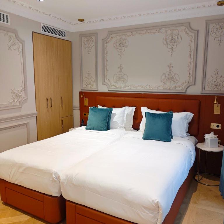 Mode Paris Aparthotel - Two-Bedroom Apartment - 3