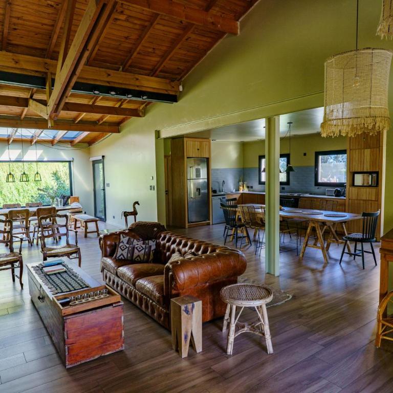 Casa Ona - Casa con pileta para 9 PAX Zona Marayui Chapadmalal - Hola Sur - Casa de 4 dormitorios - 2