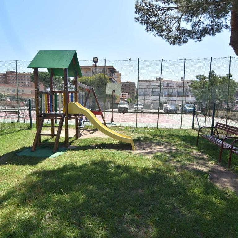 RNET - 600 Xaloc 05-39 - One-Bedroom Apartment - 32