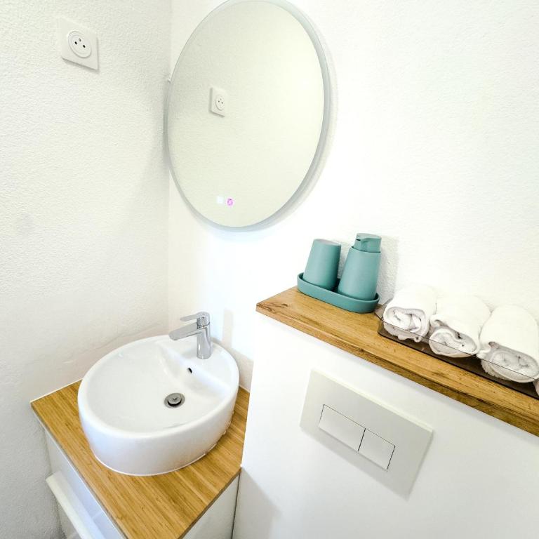 Appartement Le Vauban - Climatisation - À 200m de la Plage - 15 min de Sète - Appartement 1 Chambre - 25