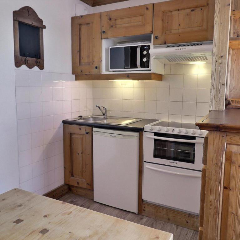 2 Pièces Confortables, Skis aux Pieds, Proche Commerces - FR-1-182A-1 - Appartement - 9